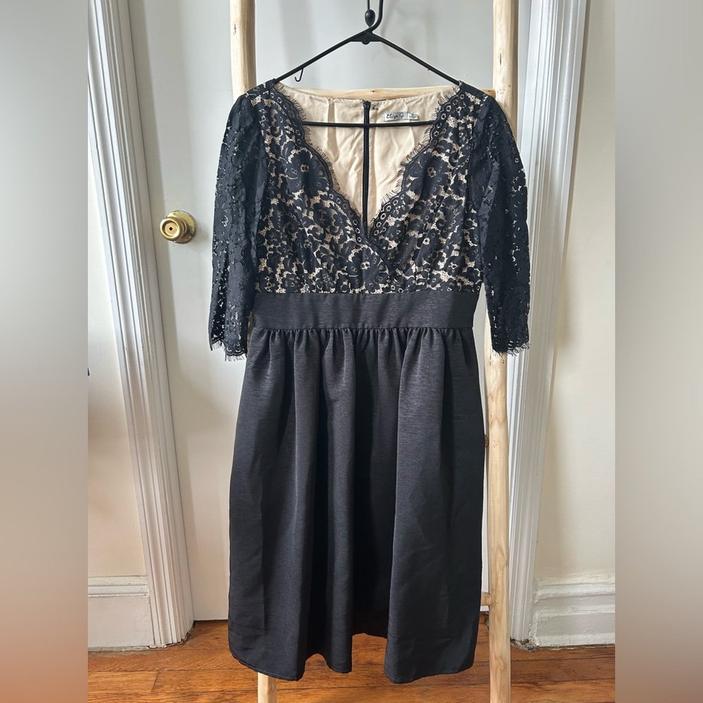 Elegant Black Lace Dress